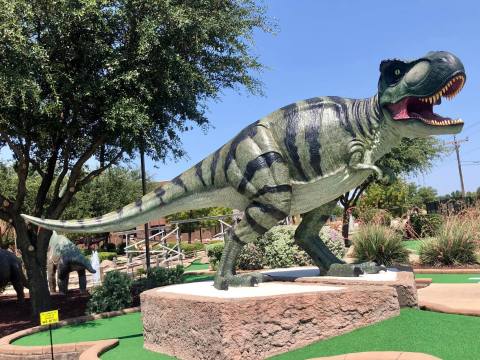 Life-Size Dinosaurs Have Taken Over The Mini Golf Course At Jurassic Zone In Texas