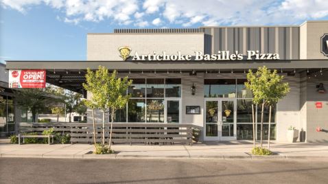 The Mouthwatering Slices At Artichoke Basille's Pizza In Arizona Are Nearly A Foot Long