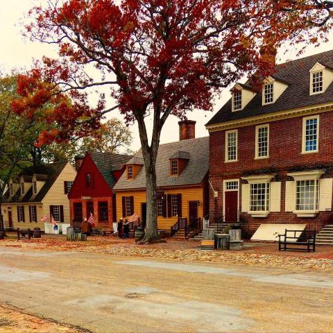 Indulge In Freshly-Made Gingerbread Cookies From Raleigh Tavern Bakeshop In Williamsburg, Virginia