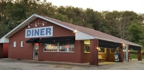 Slip Into A Booth At Ed's Diner, A Cozy, Local Eatery Near Pittsburgh That Serves Hearty Meals