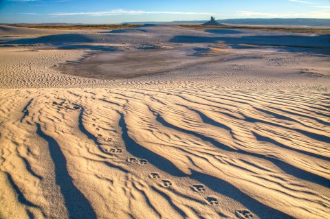 8 Otherworldly Natural Wonders That Belong On Every Wyomingite's Bucket List