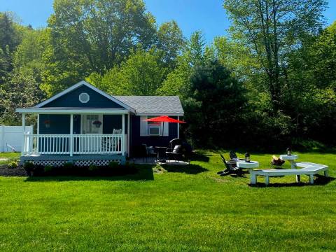 Nestled Across From The Delaware River, River Rail Cottage In Pennsylvania Promises Peace And Quiet