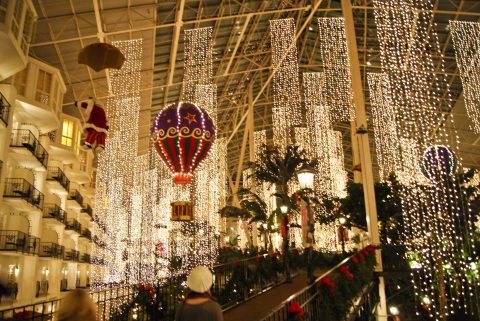 Celebrate A Country Christmas Your Whole Family Will Enjoy When You Visit The Gaylord Opryland Resort In Nashville