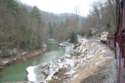 Hop Aboard The Merry Little Christmas Train Ride In Kentucky To Feel The Magic Of The Season