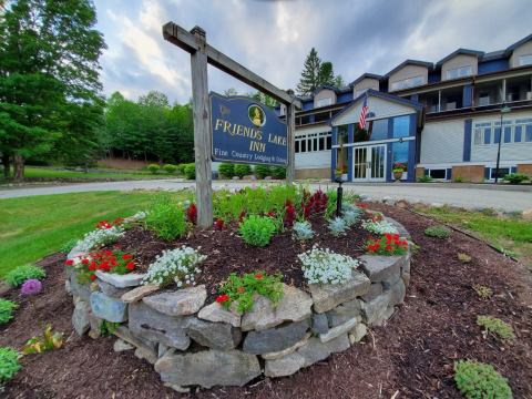 Why The Charming Friends Lake Inn Should Be Your Next Upstate New York Vacation