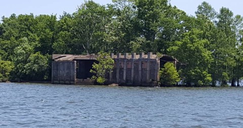 Ferguson, An Underwater Ghost Town In South Carolina, Peeks Above The Water In Lake Marion