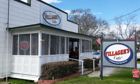 There's Nothing Better Than A Beastly Po'Boy From Villager's Cafe In Louisiana