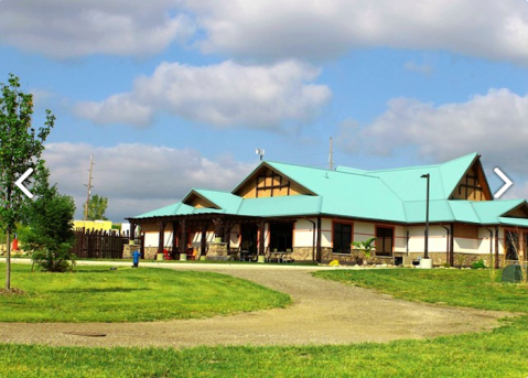 Waterloo KOA Campground In Iowa Is Perfect For Those Who Hate Camping