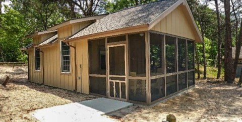 You'll Have A Front-Row View of the Delaware Cape Henlopen State Park in These Cozy Cabins