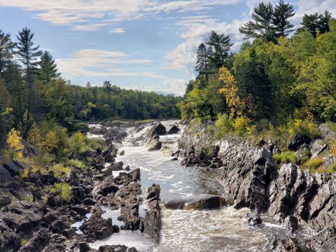 7 Of The Greatest Scenic Hiking Trails In Minnesota For Beginners