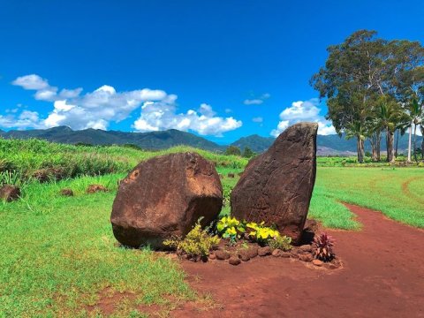 Kukaniloko Birthstones Is One Of The Strangest Places You Can Go In Hawaii