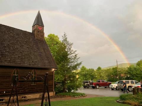 Enjoy Waterfront Dining In An Old Church At The Townsend Abbey In East Tennessee