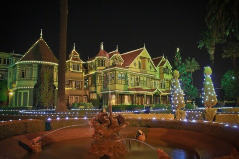 Take A Spooky Garden Tour At The Winchester Mystery House In Northern California This Holiday Season