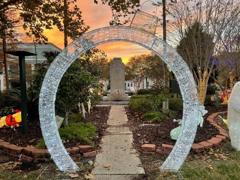 Stroll Through Thousands Of Twinkling Lights At Griffith Park Near New Orleans