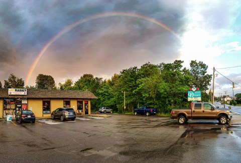 Visit Suzie's Diner, The Small Town Diner In New Hampshire That's Been Around Since The 1990s