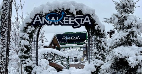 Experience A Mountaintop Christmas Extravaganza This Year At Anakeesta In Tennessee