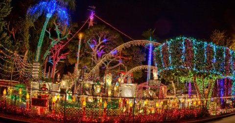 The Oakdale Christmas House, A Florida Christmas Display Is Among The Most Beautiful In The Country