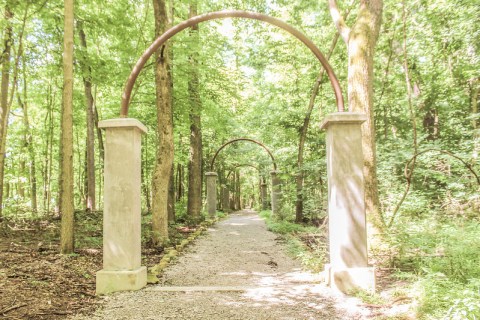 There's An Abandoned Theme Park On Indiana's Only Publicly Accessible Island