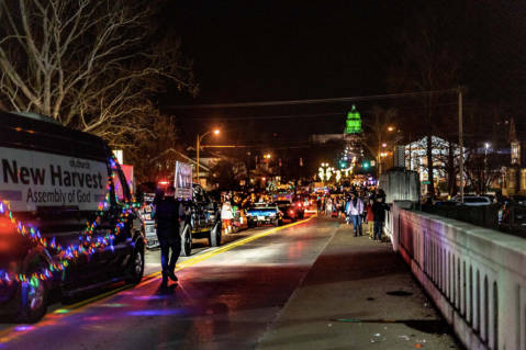 Celebrate The Season With A Festive Drive-Thru Christmas Parade In Kentucky