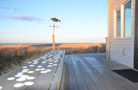 Sleep Next To The Ocean At This Cozy Beach Retreat In Washington