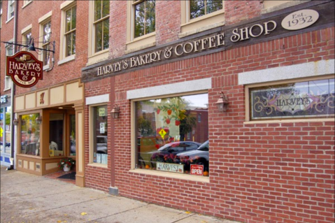 The New Hampshire Country Bakery With Sweet Treats As Big As Your Head