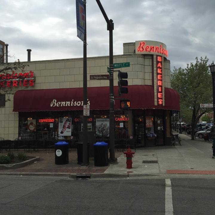 Bennison's Bakery Illinois