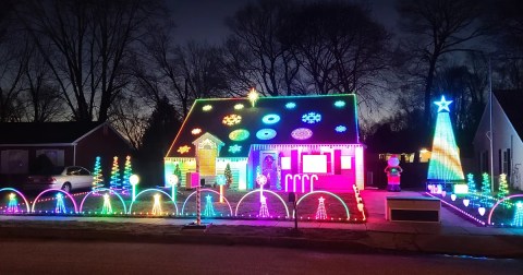 Martel's Christmas Wonderland In New Jersey Was Just Named One Of The Most Beautiful Holiday Displays In America