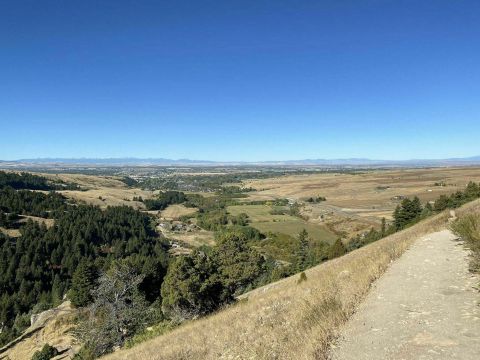 The 2-Mile Drinking Horse Mountain Trail In Montana Is Full Of Jaw-Dropping Views