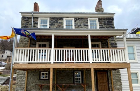 Sip A Pint At The Woods House In Pittsburgh, A Scottish Pub Tucked In The City's Oldest Residence