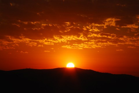 The Sunrises At Lake Chelan In Washington Are Worth Waking Up Early For