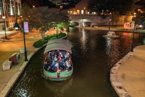 Take A Ride On This One-Of-A-Kind Canal Boat In Virginia