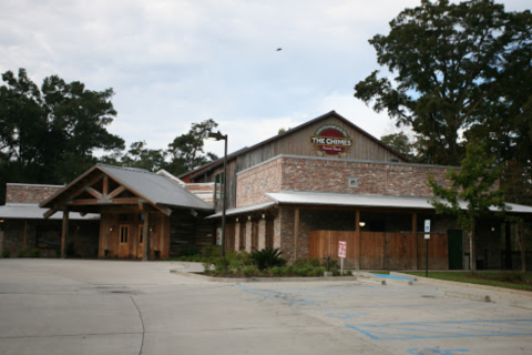 Grab Some Burgers And Rent A Canoe At This Awesome Spot Near New Orleans