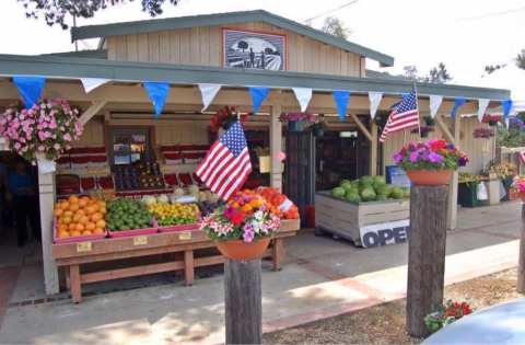 Explore The Beauty Of Southern California Farm Country On This Leisurely Sunday Drive