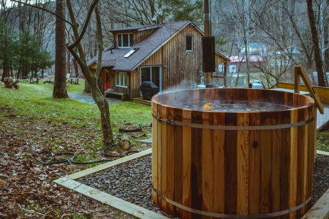 Soak In A Hot Tub Surrounded By Natural Beauty At These 5 Cabins In New York