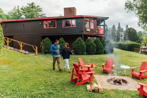 This Mountain Lake House In New York Is One Of The Most Beautiful Retreats In The Adirondacks