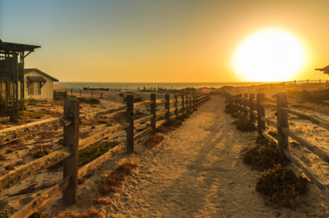 Sanctuary Beach Resort Is A Beachfront Attraction In Northern California You'll Want To Visit Over And Over Again