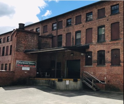 Your Sweet Tooth Will Thank You For Visiting The Netflix-Famous Hardcore Sweet Bakery In Connecticut