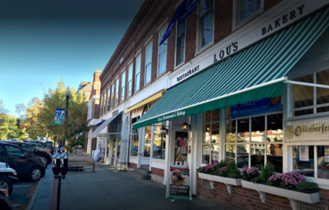 People Drive From All Over New Hampshire To Try The Pies At Lou’s Restaurant & Bakery