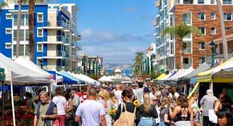 This Vibrant Famers Market In Southern California Has Some of The Freshest Produce Around