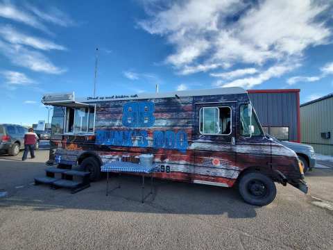 The Best Smoked Mac And Cheese You'll Ever Get To Try Comes From Bunk's BBQ In Wyoming