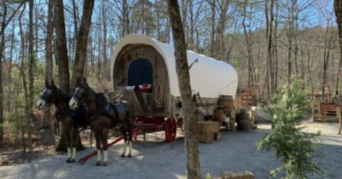 Spend The Night In A Covered Wagon In Arkansas