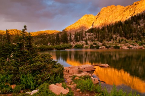 Cecret Lake Trail Is An Easy Hike In Utah With The Most Scenic Views