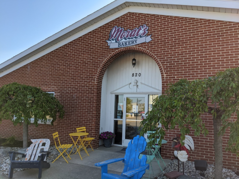 The Fantastically Delicious Fritters At Morat's Bakery In Michigan Will Knock Your Socks Off