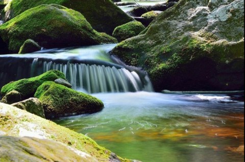 Escape To Enders Falls For A Beautiful Connecticut Nature Scene