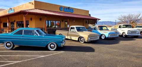 Head To G's Burgers For The Best Old-Fashioned Burgers In Arizona's Verde Valley