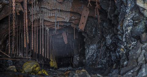 This Haunted Tunnel In Nevada Is Not For The Faint Of Heart