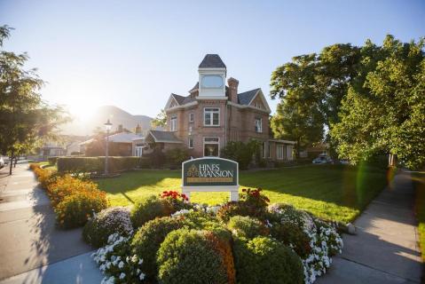 Over 120 Years Old, The Beautiful Hines Mansion In Utah Is Perfect For A Romantic Getaway