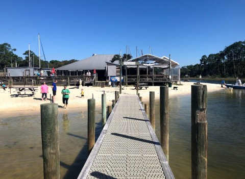 This Secluded Beachfront Restaurant In Alabama Is One Of The Most Magical Places You'll Ever Eat