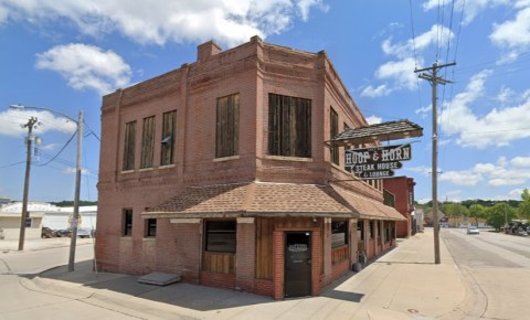 Missouri's Historic Hoof & Horn Restaurant Has Been Grilling Steaks To Perfection Since 1896