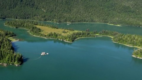 This Summer, Take An Alaskan Vacation On A Floating Cabin In Prince William Sound